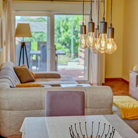 Anovi Holiday Homes By Litto Traù Esterno foto