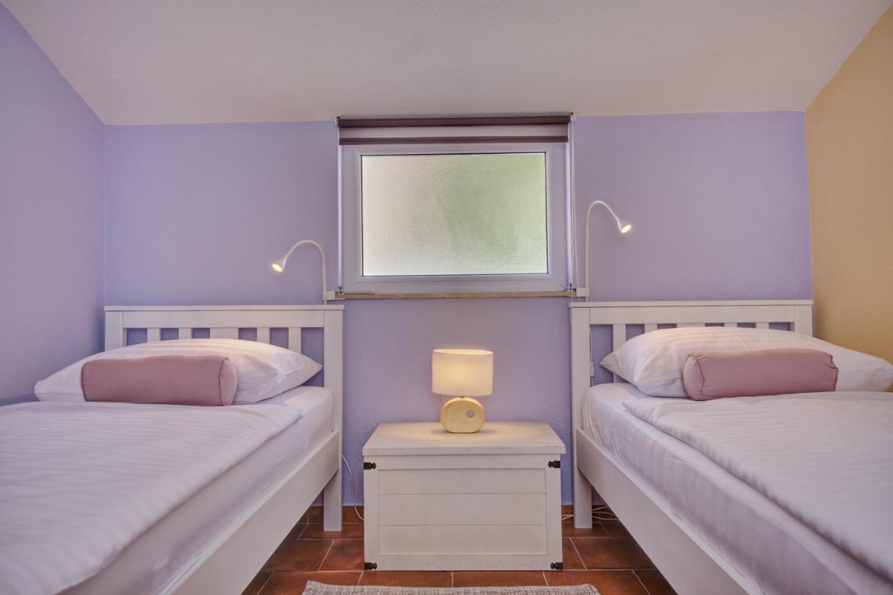 Anovi Holiday Homes By Litto Traù Esterno foto