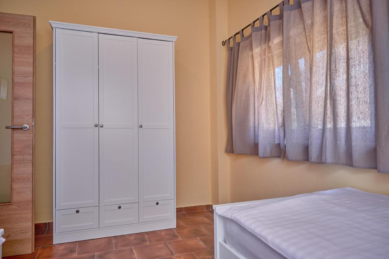 Anovi Holiday Homes By Litto Traù Esterno foto
