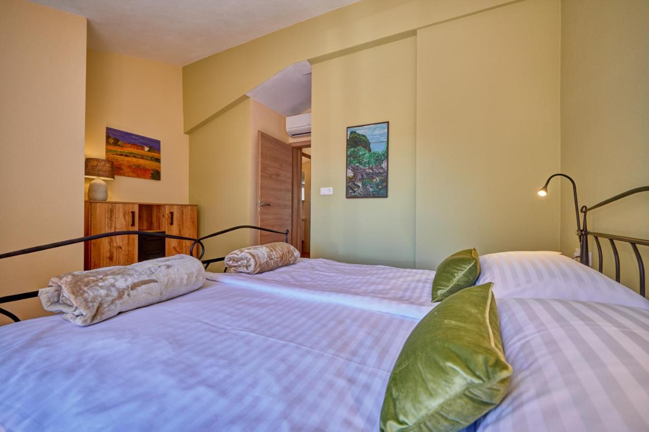 Anovi Holiday Homes By Litto Traù Esterno foto