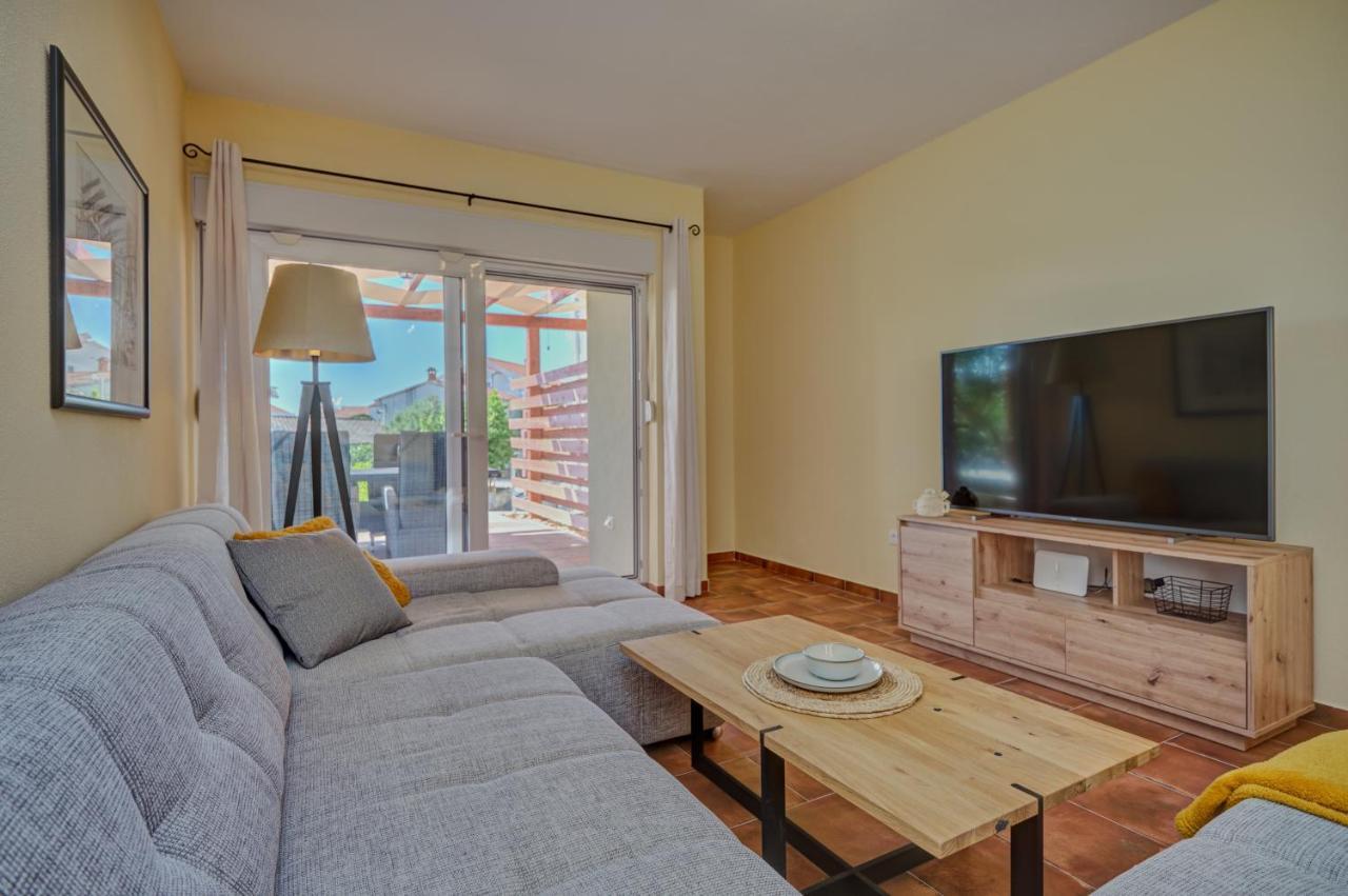 Anovi Holiday Homes By Litto Traù Esterno foto