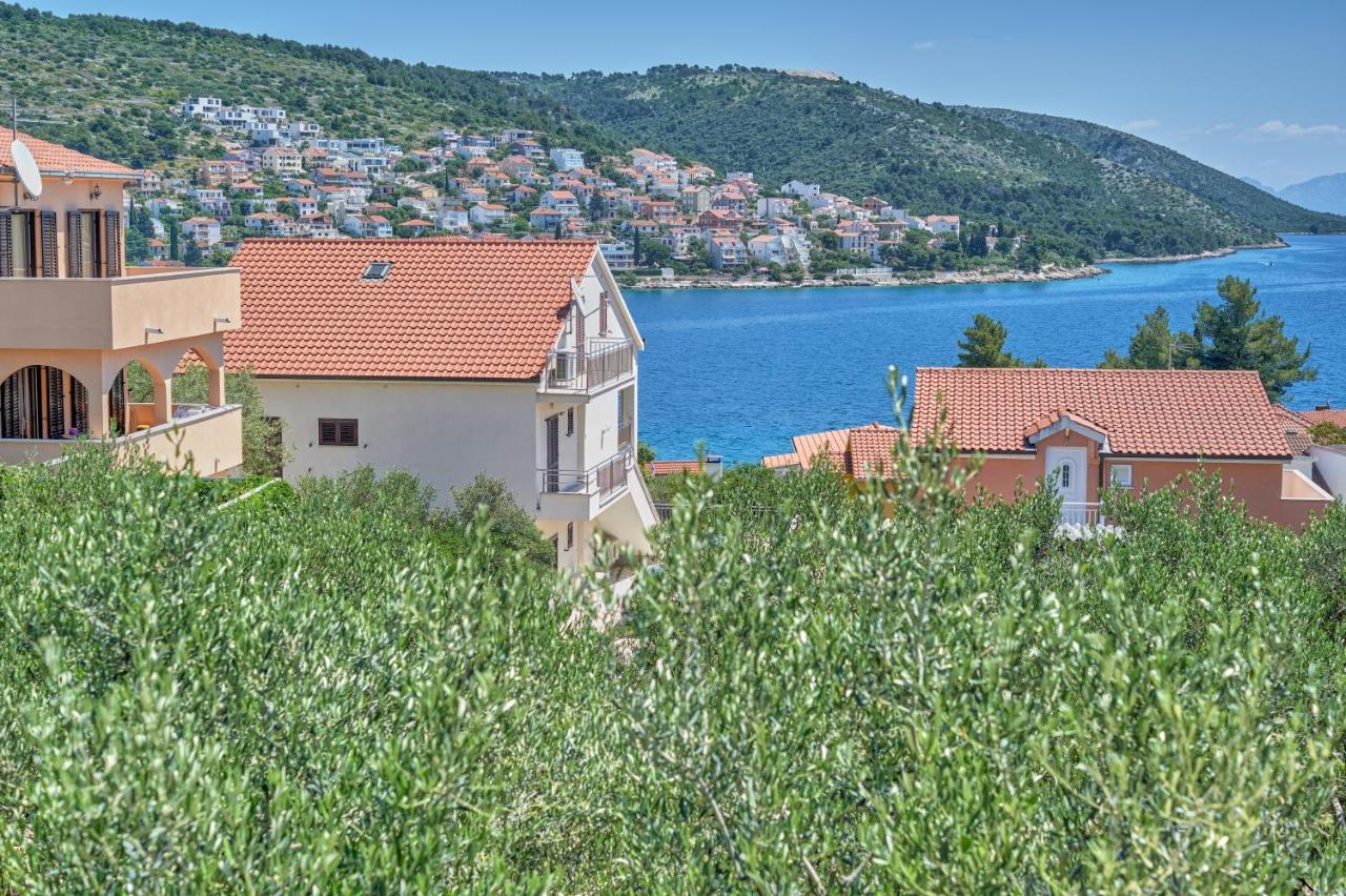 Anovi Holiday Homes By Litto Traù Esterno foto