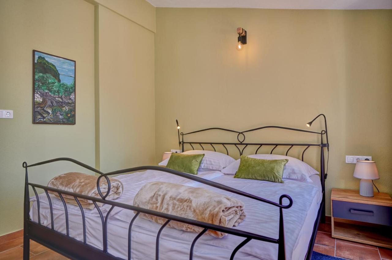 Anovi Holiday Homes By Litto Traù Esterno foto